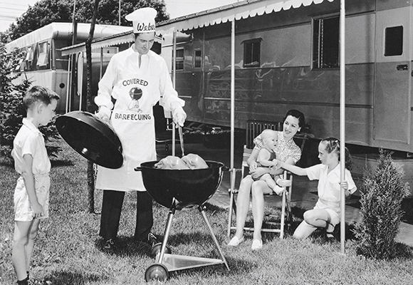  Weber Barbecue: Όλη η ιστορία της ψησταριάς και πως όλα ξεκίνησαν το 1952!